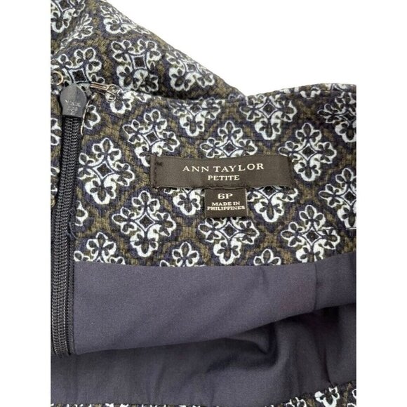 Ann Taylor Geometric Print Mini Skirt Petite Size 6 - Picture 3 of 7